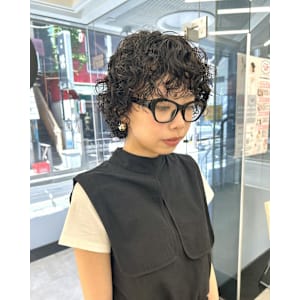 レイヤーカット/スパイラルパーマ/ウェットヘア