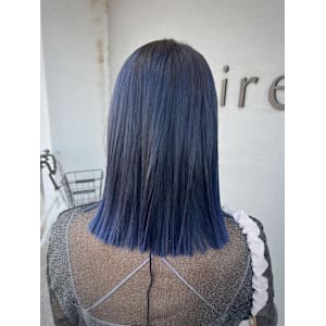 ネイビーブラック