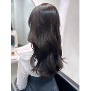 《韓国ヘア》ツヤカラー×韓国風アレンジ