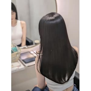 《韓国ヘア》レイヤーカット×髪質改善ストレート