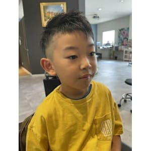 ROSE HIP 姪浜 キッズカット　チャイルドカット - ROSE HIP 姪浜【ローズヒップ メイノハマ】掲載中