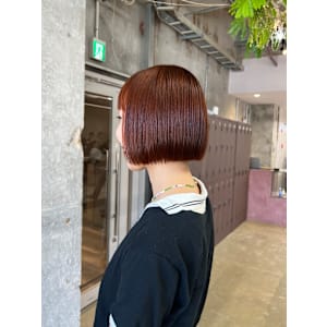 オレンジブラウン×ミニボブ