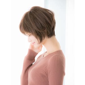 【monaco】30代丸顔さんに似合わせる丸みショートヘア - monaco【モナコ】 広尾/恵比寿【モナコ】掲載中