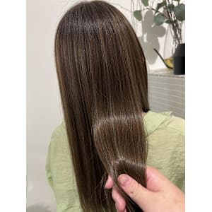 ハイライトカラー/柔らかベージュ
