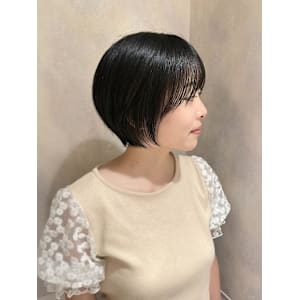 ショートボブ×丸みショート×ひし形ヘア×前髪あり×横浜