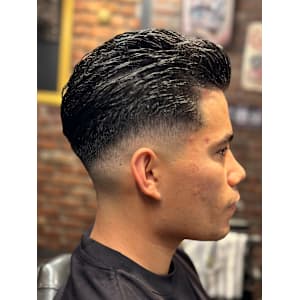 ミドルフェードスリックバック