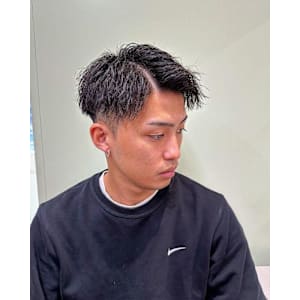 横浜メンズカットメンズパーマツイストパーマ七三バーバー眉毛