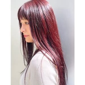 レッドピンク　ブリーチ　ダブルカラー　艶感ロングヘア
