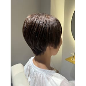 くすみブラウン×ショートボブ 『銀座/個室』