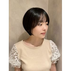 丸みショート×ひし形ショートボブ×前髪あり×20代30代