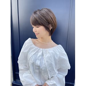 大人くびれショート【20代30代40代】前髪あり　ショートヘ
