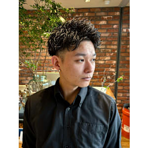 アップバングショートスタイル