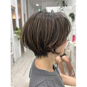 fleur岩政/ショートボブ/30代40代/薬院