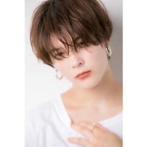 大人可愛い大人美人小顔カットショコラアッシュ