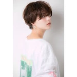 ヘルシーショコラアッシュショート　担当高橋