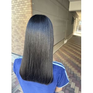 ミディアムヘア　髪質改善トリートメント