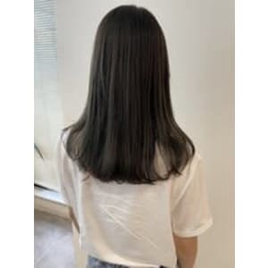 大人暗髪×オリーブグレージュ