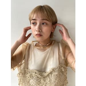 ハイトーンのナチュラルボブ