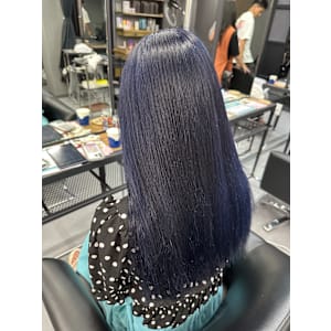 ブルーカラー　ブリーチ　美髪