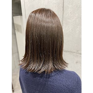 切りっぱなしボブ