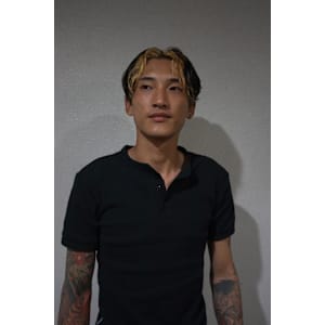 ナチュラルパーマ/ブリーチカラー／デザインカラー／平塚美容院