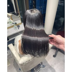 髪質改善ストレート