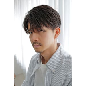 【吉田智哉】メンズパーマ、メンズセンターパート、7:3パート
