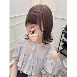 ぱっつん前髪×流しサイドバング＊まゆ