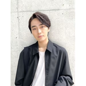 カット/ヘッドスパ/メンズ/眉毛/パーマ/マンツーマン