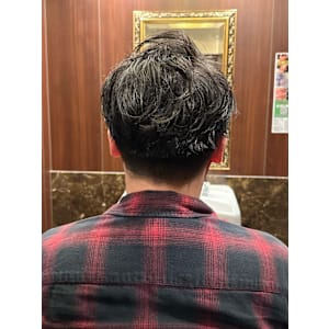 ナチュラル七三分け