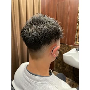 フェードパーマ