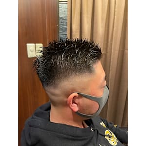 ヒロ銀座ハードパートスキンフェード