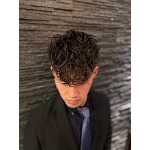 スキンフェード×パーマ