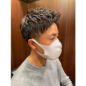 スパイキーショート