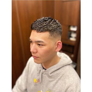 クロップ×スキンフェード