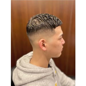 クロップ×スキンフェード