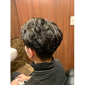 王道ツーブロック×ビジネスパーマ