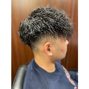 スキンフェードツイストパーマ