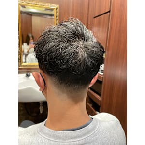 フェードパーマ