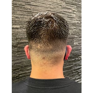 フェードカットスタイル