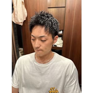 スパイキーショート