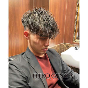 波巻パーマ×スキンフェード