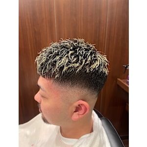 スキンフェードホワイトメッシュ