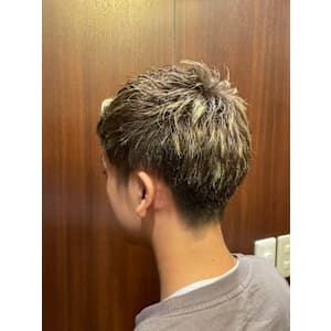 アップバングスタイル