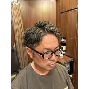 ビジネススパイラルパーマスタイル