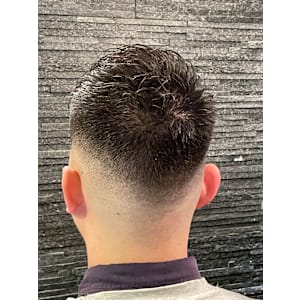 フェードカット