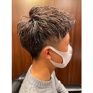 スパイキーショート