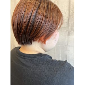 ショートヘア×インナーカラー