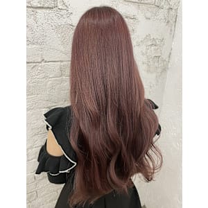 ピンクミルクティーベージュイルミナ【池袋・池袋東口・池袋駅】