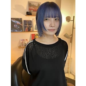 スウィングボブ/ブルーカラー/ハイトーンブルー_下北沢美容室